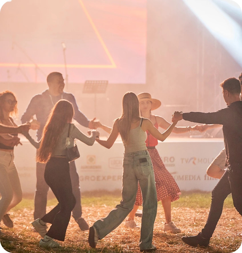 Peste 980 000 de sticle ajung pe piață anual